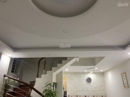 Nhà khu chợ Vĩnh Phúc, Ba Đình, đẹp miễn chê. 60m tân cổ điển, 5,6 tỉ