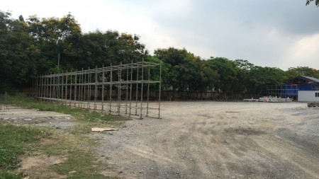 Cho thuê mặt bằng có diện tích 5000m2, hoặc dựng nhà xưởng sản xuất, giao thông thuận lợi, mặt bằng đẹp