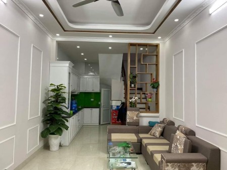 Bán nhà Hồ Tùng Mậu, ở ngay, ngõ thẳng, rộng Ô tô tránh, DT 34m2, giá 3 tỷ