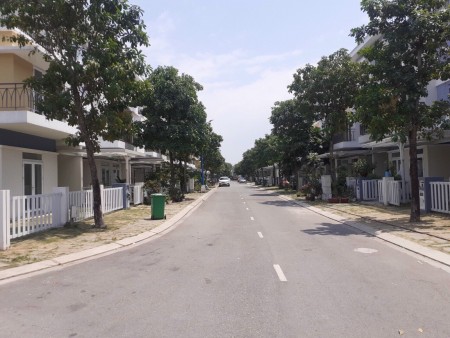 Đi đến slide 8