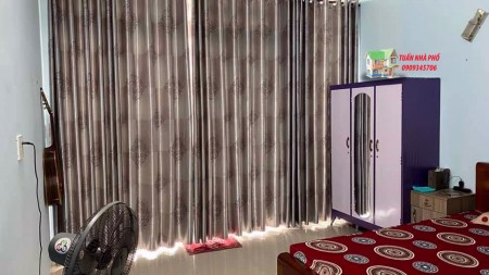 Bán Nhà Hẻm Chợ Trần Văn Quang,Tân Bình,Giá Cực Rẻ,52m2, 3 Tầng , 4 PN