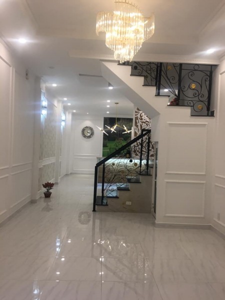 Bán nhà cách mạng tháng 8 chỉ 4 tỷ 5, 40m2, 3PN ở ngay