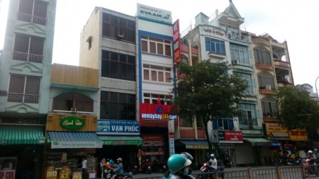 Cho thuê nhà Mt Đinh Tiên Hoàng, Q1 4x15 4tầng giá 50tr nhà mới đẹp