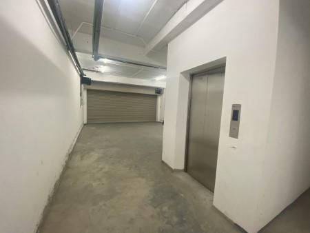 Cho thuê nguyên căn nhà phố thương mại SariTown SALA hầm trệt 4,5 lầu có thang máy DTSD hơn 400m2