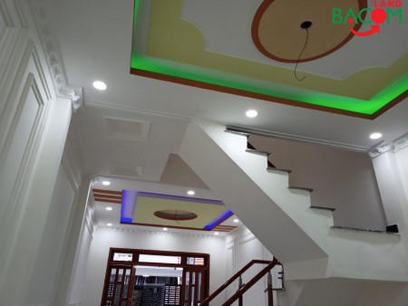 Nhà 1T1L KDC Tân Phong, gần chợ Bà Thức, đối diện cây xăng 26. Giá 2,6 tỷ