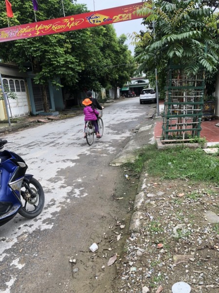 Cần bán đất mặt đường khúc thừa dụ 2