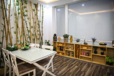 Nhà 2MT Đường Nguyễn KIệm Phường 9 Quận Phú Nhuận. 6x18m trệt 2 lầu sân thượng
