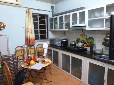 NHÀ CỰC NÉT TẠI GIÁP BÁT. 48M2. MUA LÀ GIÀU