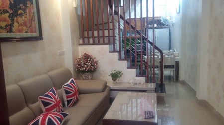 Cần Bán Nhà Lô Góc Sổ Hoa Hậu Thụy Khuê Tây Hồ Ngõ 3 Gác, 40m, 5 Tầng, Mt 5.2, Giá 3.3 Tỷ