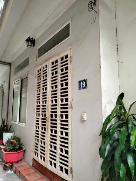 Cần bán nhà yên Hòa 4,7 tỷ giao thông thuận tiện