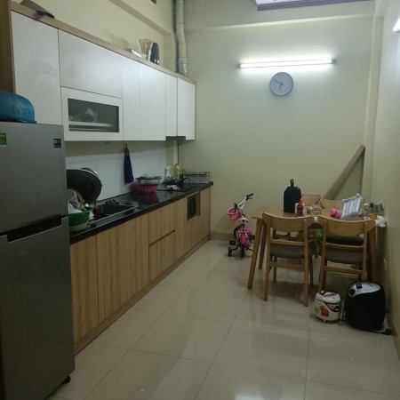 Trung Tâm Thụy Phương 40m 4 tầng mặt tiền 3m giá 3.15 tỷ
