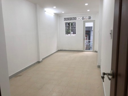 CÁCH MẶT TIỀN 20M TRUNG TÂM Q10 HẺM NHỰA 4M CHỈ 4.55 TỶ