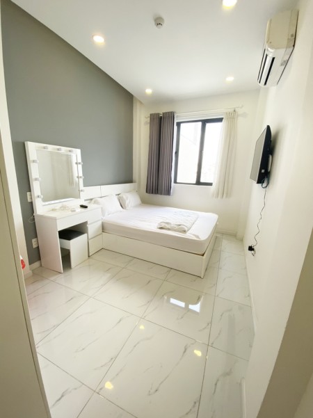 Căn hộ 1PN chân cầu Nguyễn Văn Cừ full nội thất rộng rãi bao hết phí chỉ 7tr5/tháng