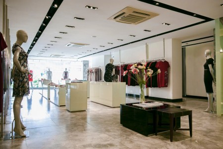 Bán nhà mặt phố Nguyễn Văn Cừ 80m2, MT 4.8m.Vị trí đẹp, đông khách
