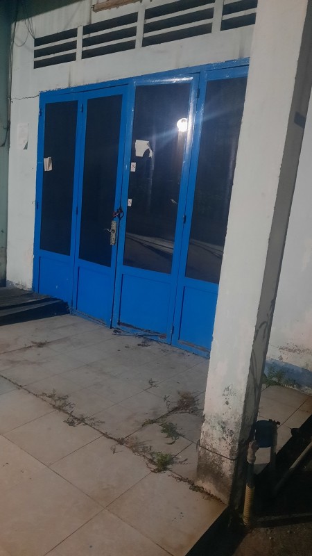 HXH chính chủ ngộp bank bán nhanh 80m2 không lộ giới sổ vuông vức giá 2,8tỷ