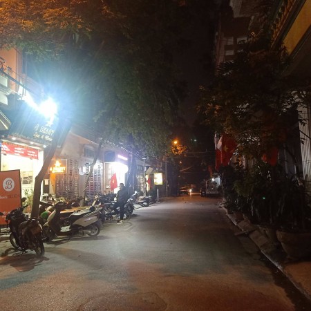 Hiếm! Bán nhà Phố Trung Kính, vỉa hè, ô tô, kinh doanh, 81m2 x MT 5.2m, 17 tỷ