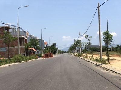 Chính chủ bán nhanh lô kiệt ô tô Hoà Quý giá rẻ trong tuần
