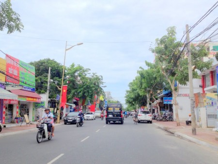 Bán đất hẻm 220/ Ba Cu hẻm ô tô hướng Tây nam, phường 4, gần bùng binh ngã 5