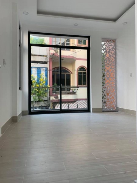 Đi đến slide 4
