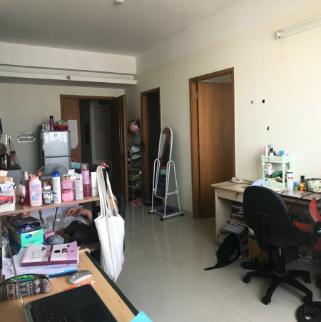 CẦN GẤP MỘT BẠN NỮ Ở GHÉP CHUNG CƯ BÌNH QUỚI 1 , BÌNH THẠNH GẦN NGÃ TƯ HÀNG XANH GIÁ DƯỚI 2TR