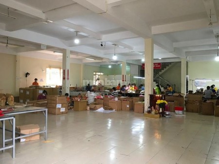 -Cho thuê kho 700m2 Quận Thủ Đức. đường Hiệp Bình