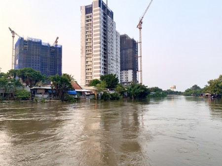 Đi đến slide 4