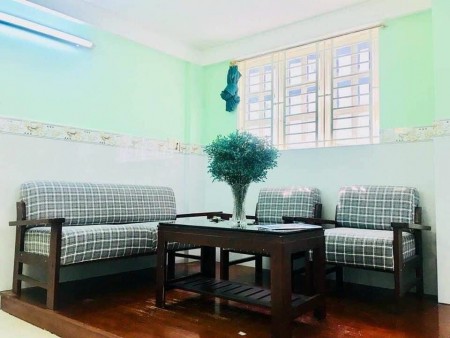 Bán nhà Trần Quang Khải, Quận 1, gần mặt tiền, 25m2 ,3 Tầng, giá chỉ 3 tỷ