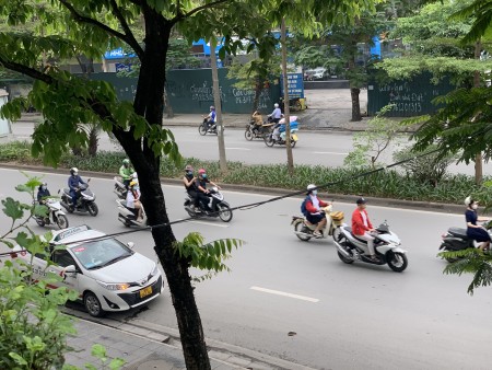 Đi đến slide 4