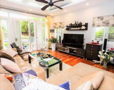 Bán biệt thự Nhân Chính, Thanh Xuân. Vỉa hè, ô tô, 3 thoáng. 163m2 4T 23 tỷ
