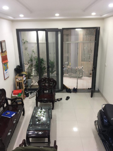Siêu Hiếm Cần Bán Nhà Đẹp Ngõ Ô Tô Sổ Hoa Hậu Cầu Giấy, 43m, 4 Tầng, Mt 3.6, giá 4.35 Tỷ