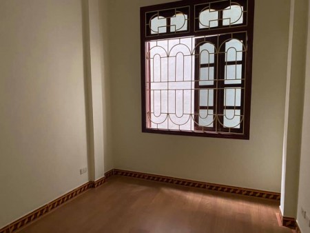 Bán nhà Hoàng Liệt 32m2, 4 tầng, giá 2,5 tỷ