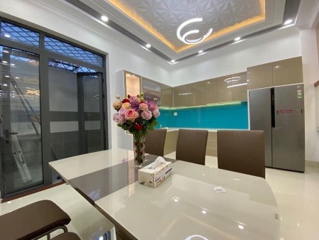 Bán nhà Tôn Thất Tùng Kinh doanh sầm uất, nội thất tiện nghi 46mx5T, 6.5 tỷ