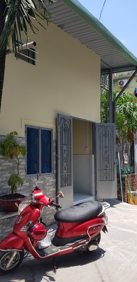 Phòng cho thuê giá rẻ, 20m2 quận 12,gần ngã tư tân thới hiệp.