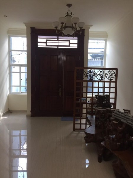 Bán Nhà Phố Đường Lê Trực Quận Bình Thạnh. DT: 108m2. LH: 0932155399.