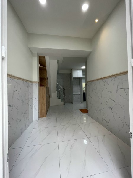 Nguyễn V Đậu, HXH 1/, 18m2, 3 Tầng, Chỉ 4.5 Tỷ