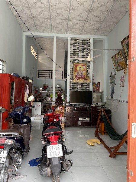 Kẹt tiền trả nợ tôi cần bán nhanh căn nhà với phòng trọ tại đường xh3 Khu Công Nghiệp Mỹ Phước 3