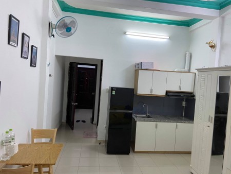Cho thuê gấp căn hộ mini quận 1, đủ nội thất, giá 5tr/tháng