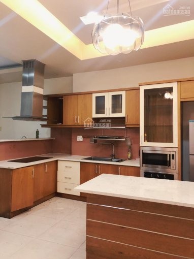 Cho thuê nhà nguyên căn MT đường Lê Quang Định, Quận Gò Vấp. 5.3x22m trệt 3 lầu có sân thượng