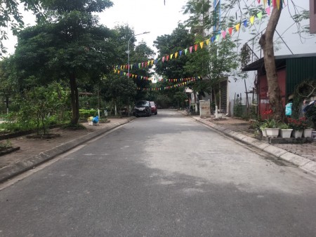 Cần tiền bán gấp 34,2m nhà 4 tầng TĐC Trâu Quỳ giá cực ưu đãi