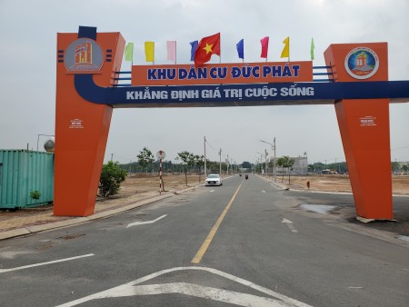 Cần bán lô đất ngay mặt tiền Quốc Lộ 13