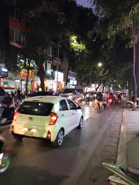 HIẾM, BÁN MẶT PHỐ LÒ ĐÚC, SỔ HOA HẬU CHỜ ĐẠI GIA, RẺ NHẤT THỊ TRƯỜNG, HƠN 250TR/M2, KINH DOANH SẦM UẤT.