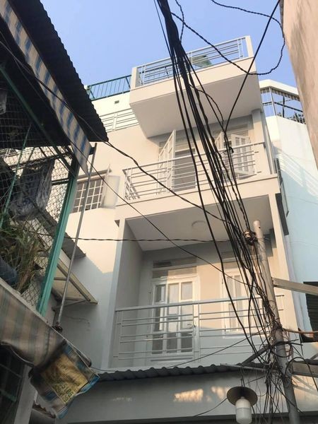 BÁN NHÀ KO QUY HOẠCH 4 TẦNG DT KHỦNG 60M2 CHỈ 3.8TỶ ĐƯỜNG TÔN ĐẢN.P15.Q4