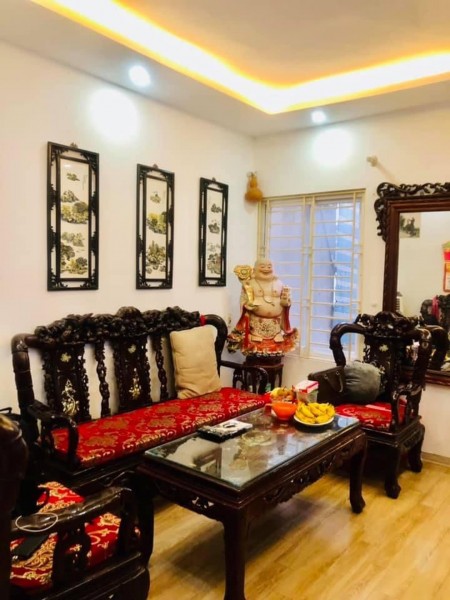 Bán nhà Đống Đa, 37mx 5t, nhỉnh 3 tỷ.