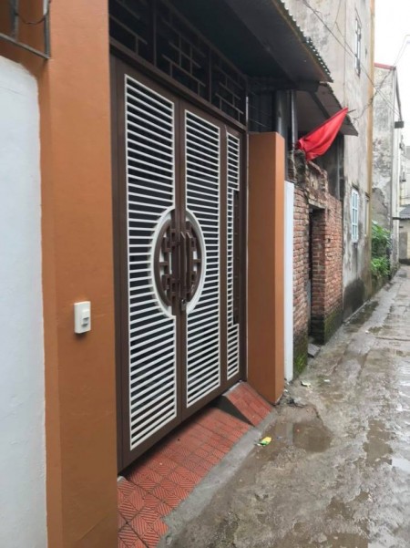BÁN NHÀ PHỐ NGỌC THỤY. LONG BIÊN. CÓ GARA Ô TÔ