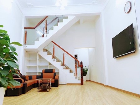Quá Rẻ nhà Minh Khai, 52m2x4T, Ngõ Rộng, vài bước ra ô tô, chỉ 3 tỷ.