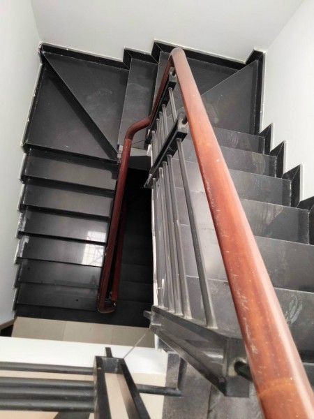 Nhà 4 tầng ST chỉ 4.8 tỷ Thành Mỹ P8 Tân Bình