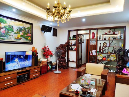 Bán nhà Tây Sơn 47mx5T lô góc nhà đẹp full nội thất ở ngay, 6.3 tỷ