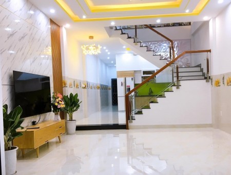 Bán nhà đẹp Long Biên Ái Mộ 49m2 Ngõ ô tô thông Gần Phố Ở Ngay
