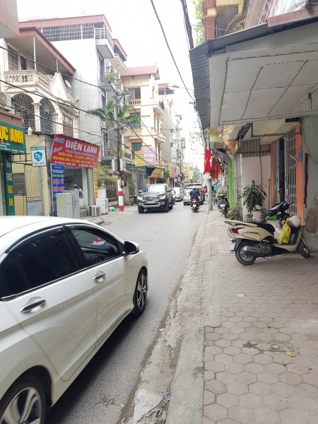 Bán nhà mặt phố Xa La, Phùng Hưng, mặt tiền 4m, dòng tiền 60tr/tháng.