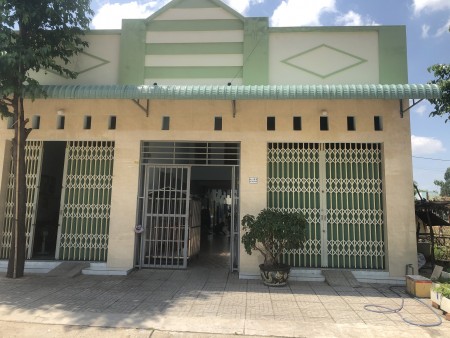 Tuổi già về quê sinh sống cần bán lại 2 dãy trọ thu nhập ổn định tại kcn với giá rẻ